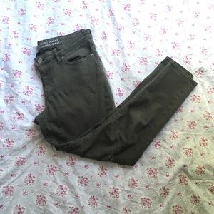 Green Distressed Gap Legging Skimmers